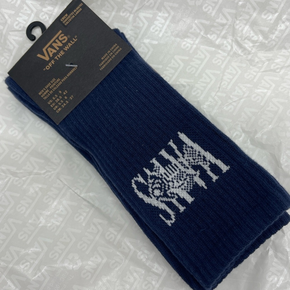 VANS "Off The Wall" Crew socks
New with the tag authentic Vans socks (1 pair) - Picture 2 of 16